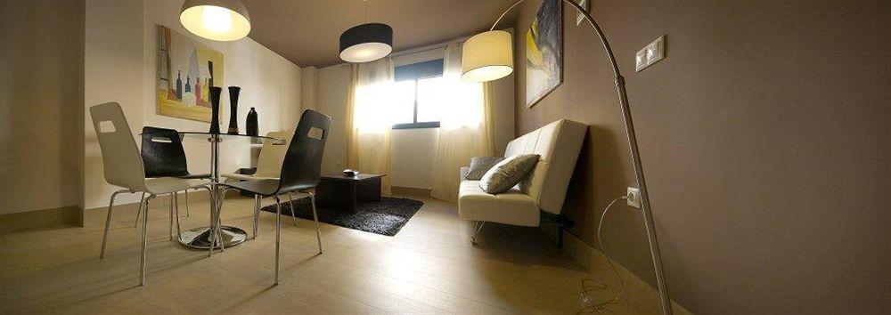 Apartamentos 16:9 Suites Almería Extérieur photo